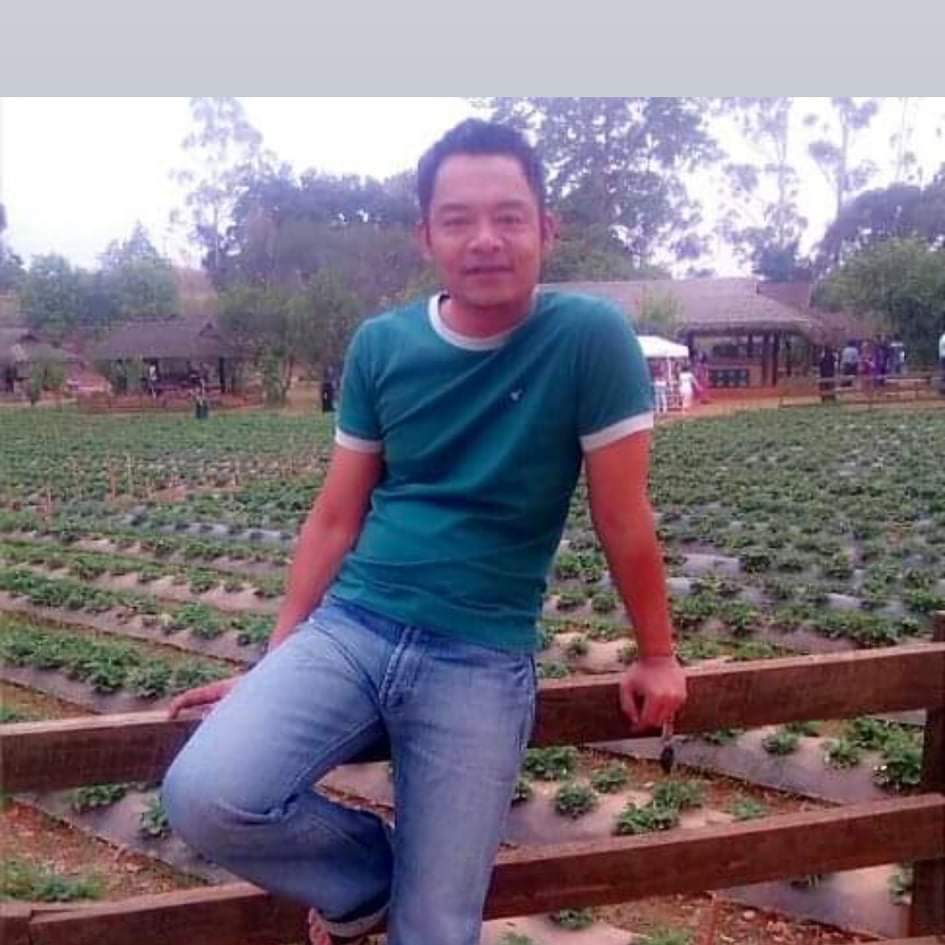 t0JjgRdxf3UlGAM's tweet photo. Old but Golds
အသက်ကြီးပေမယ့် မပျက်စီးသော ပုဇွန်တောင်ကအကို
That is the man who live in PaZun Daung Township.
#Burmese #Cock #BurmeseGay #BurmeseCock #BurmeseDickCollection https://t.co/6nGOKyo3zj https://t.co/NxD2EzMrlv