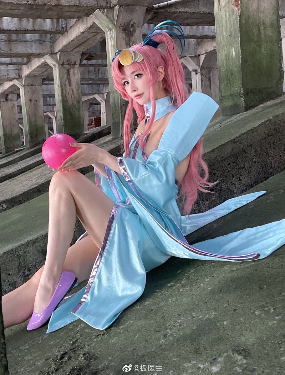 ラクス・クライン のコスプレ作品 (21 件) - Twoucan