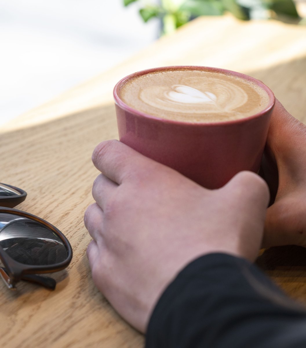 ChangePlease's tweet photo. Enjoy your Bank Holiday Monday with a beautifully crafted life-changing coffee. At home or out and about. 😍

#ChangeIsBrewing #changepleasecoffee
#lifechangingcoffee #endhomelessness #socialenterprise #changeplease #londoncoffee #coffeecommunity #londoncoffeeguide https://t.co/AhbQpHJZwN