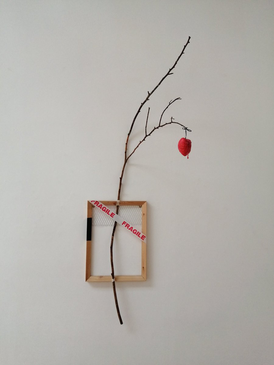 Ccbrennanart72's tweet photo. Our Collective Thoughts exhibition has been extended until September 18th. See the great program of events running alongside it. #collectivethoughts #artexhibition #lovelaois #contemporaryart #laoisarthousecollective #newartworks @dunamaise @bankofireland @businesstoarts https://t.co/bUSByiCLiM