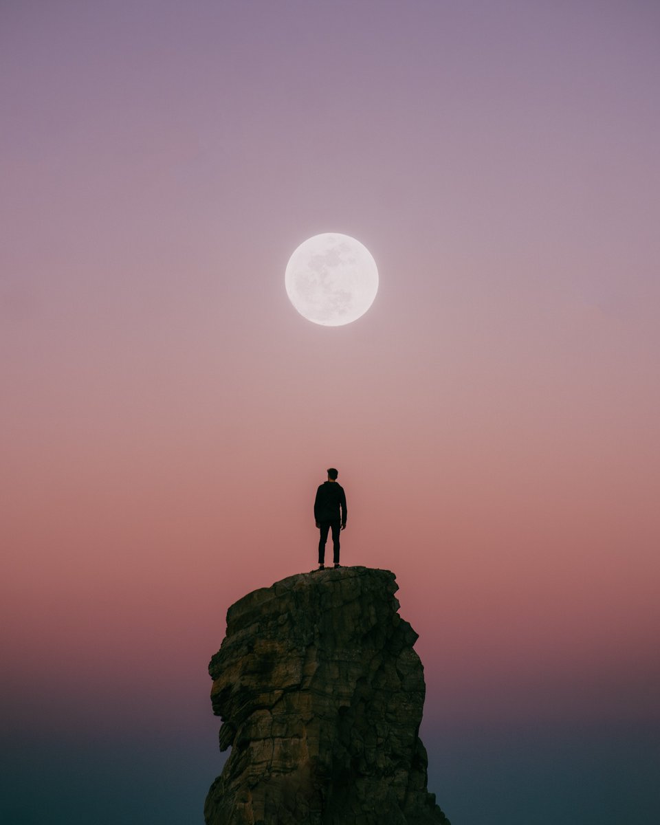 YVR_Trader's tweet photo. Less is More #8 by @FinMatson  #nftphotography https://t.co/RYY0xlTR0e