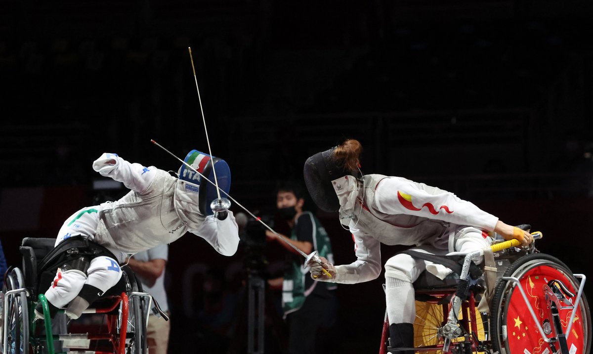 ロイター パラリンピック 28日に行われた車いすフェンシングの女子フルーレ個人カテゴリーbで金メダルに輝いた イタリア代表の ベアトリーチェ ビオ選手 29日には女子フルーレ団体にも出場し チームは銀メダルを獲得した 幕張メッセで撮影 Reuters