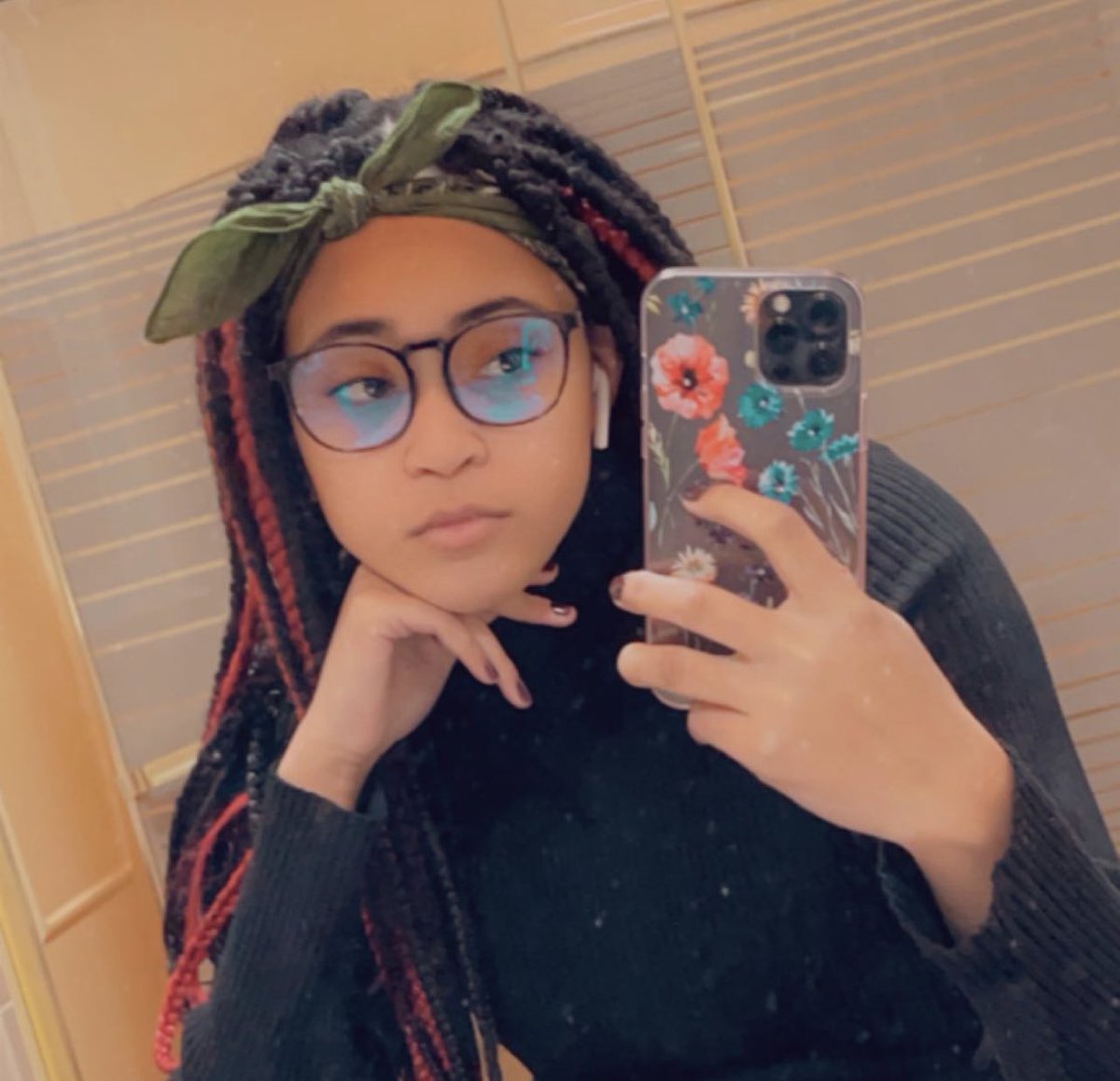 Frofty1's tweet image. Thank you sm for 1k guys, To my new moots and old ones, love you all💖💖