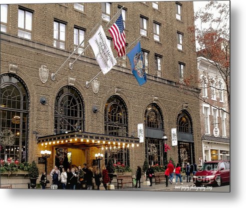 Historic Hotel Bethlehem At Christmastime tami-quigley.pixels.com/featured/histo… #ThePhotoHour #ArtistOnTwitter Add #HotelBethlehem #besthistorichotel #Christmas #streetphoto #art to #homedecor #officedecor! <a href="/HotelBethlehem/">Historic Hotel Bethlehem</a> <a href="/HistoricBeth/">Historic Bethlehem Museums & Sites</a> #LehighValley <a href="/LehighValleyPA/">Discover Lehigh Valley, PA</a> #giftideas #MetalPrint