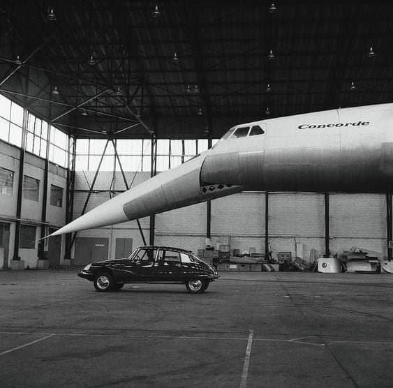 Fly_BOAC's tweet photo. 🇲🇫 Classic French style! #aviation #avgeek #Airlines #Concorde #SST #travel #pilot #mondaythoughts @CitroenBlog https://t.co/ukxWPxqsqK