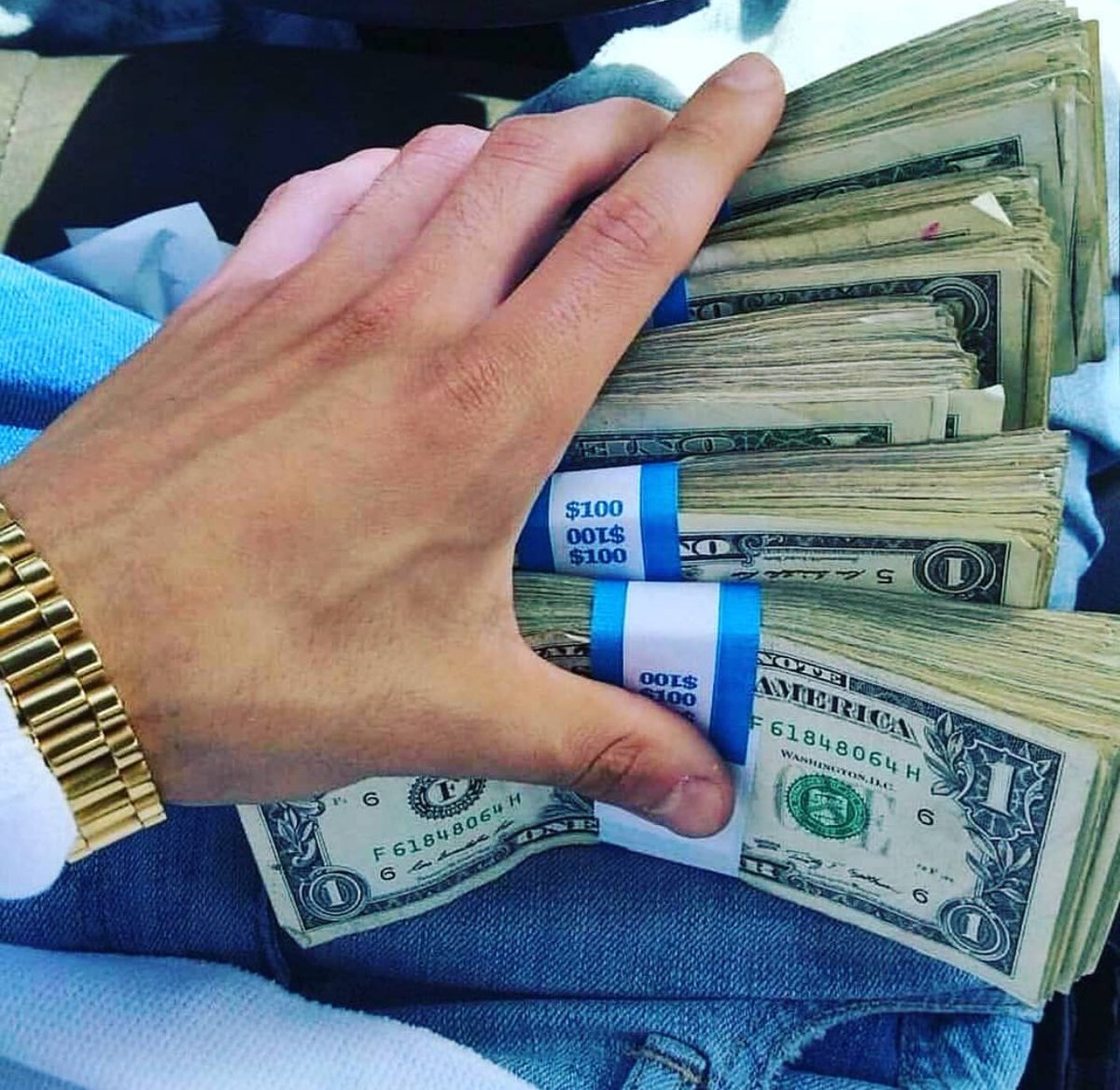 Perer1122's tweet photo. Join the illuminati today and also get your benefits as a full member of the illuminati https://t.co/QnveGMFImt