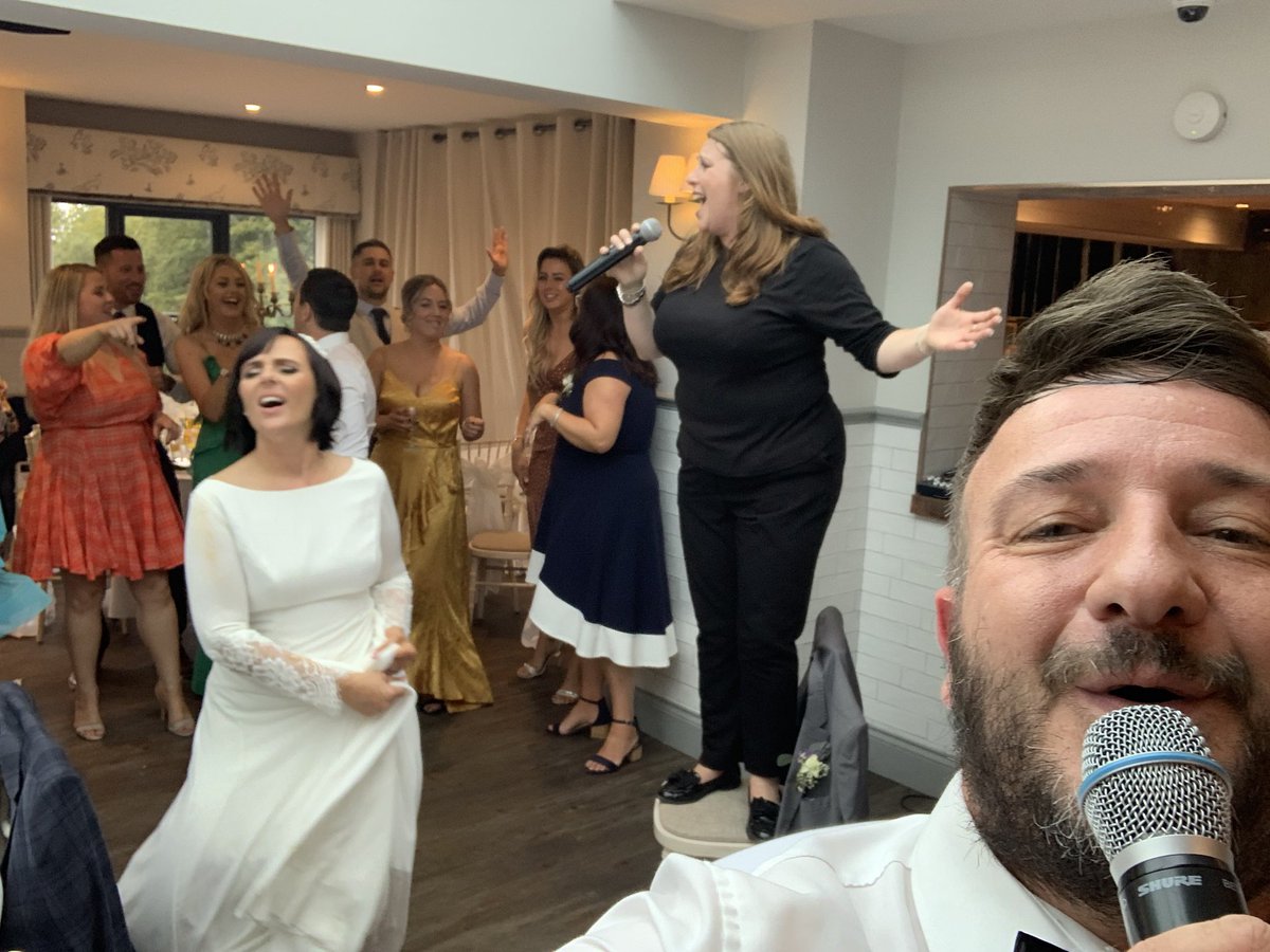 waitersurprise1's tweet photo. Another amazing wedding surprise weekend…. #waitersurprise #singingwaiters #weddings #weddingsurprise #party #surprise #singers https://t.co/7LpOeYOeN1
