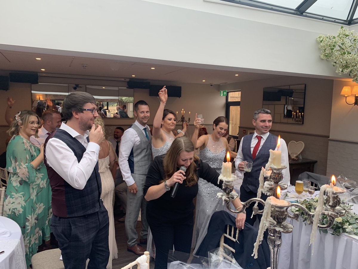 Another amazing wedding surprise weekend…. #waitersurprise #singingwaiters #weddings #weddingsurprise #party #surprise #singers