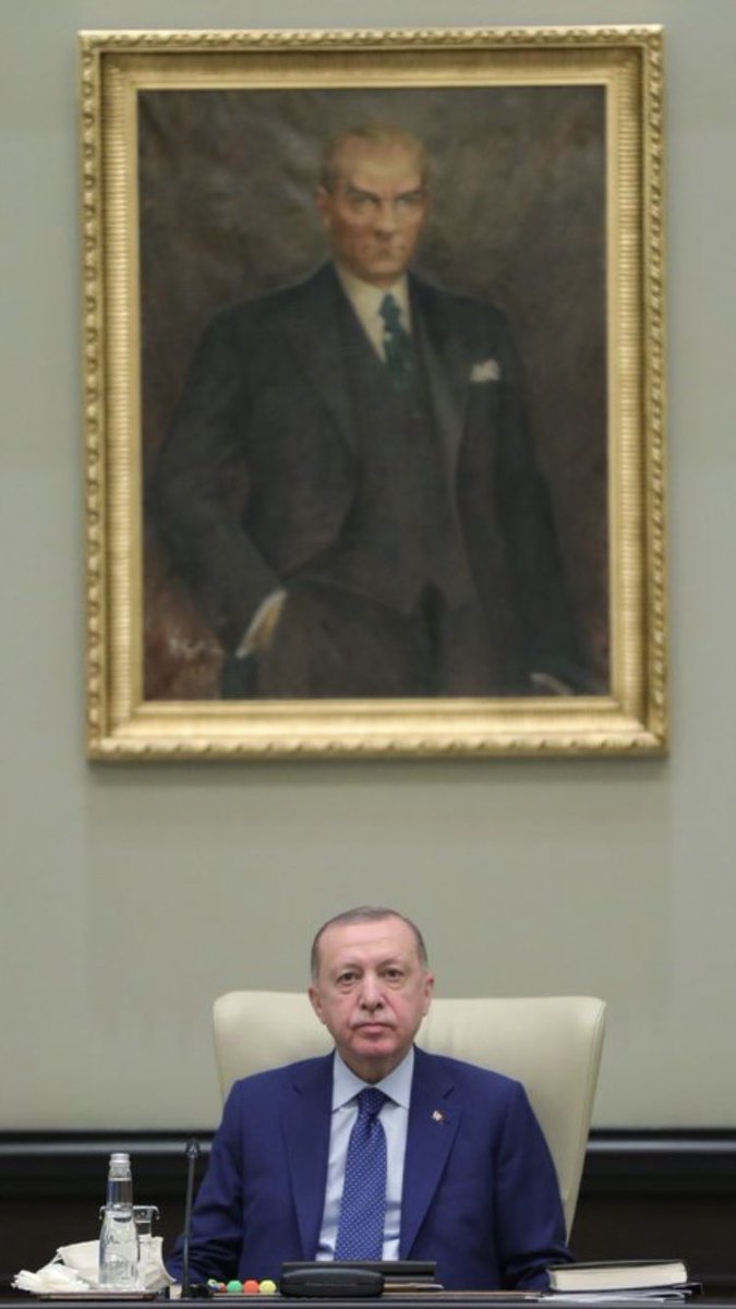 ozlembaser_'s tweet photo. 57 yıllık yaşam.
11 savaş
24 madalya
7 nişan
13 kitap
1 ülke
ve milyonlarca özgür insan...
 Bir Liderden daha fazlası .. MUSTAFA KEMAL ATATÜRK 🇹🇷❤️ öndeki'de recep #BağımsızlıkDestanı
 #30AgustosZaferBayrami  #GözünüzADAMgörsün #ZaferYolumuz https://t.co/0k97dKdZM4