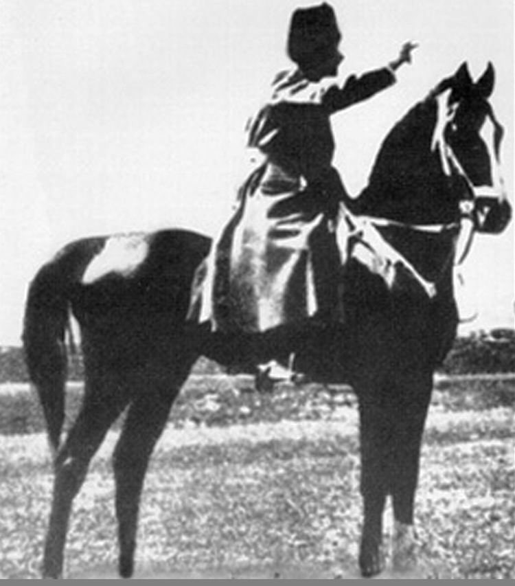 TC_TahranBE's tweet photo. #30Ağustos Zafer Bayramımız aziz milletimize kutlu olsun.

Kurtuluş Savaşımızın Başkumandanı Gazi Mustafa Kemal Atatürk başta olmak üzere vatanın ve milletin istiklali için mücadele eden bütün şehit ve gazilerimizi rahmet, minnet ve şükranla yad ediyoruz. https://t.co/MNj14LTNFI