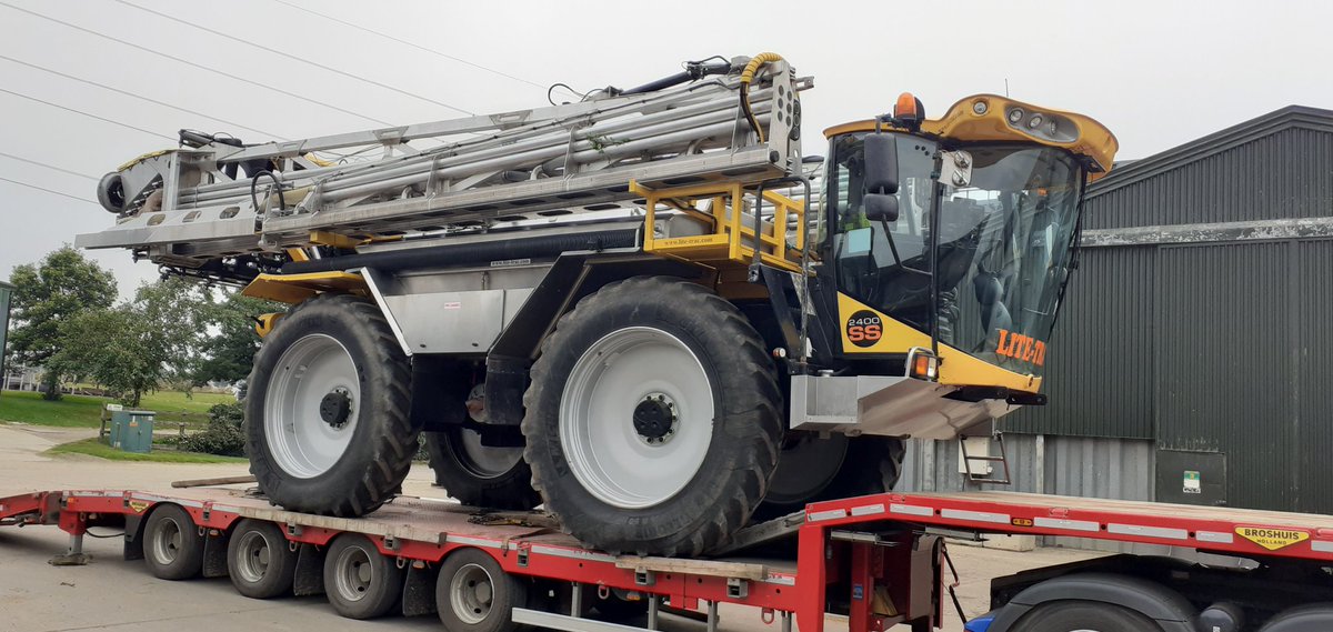 Back up Lite-Trac sprayer but main use will be with a custom made boom for Avadex, Slug Pellets and cover/catch crops broadcasting.