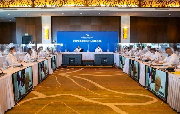 Empresarios exigen un presupuesto dirigido a la inversión pública y no a 'planillas políticas' - bit.ly/3t55TPB