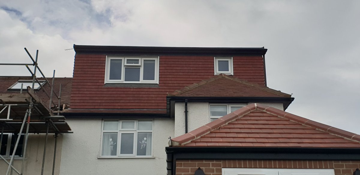 Swalesconstruct's tweet image. Flat roof rear dormer in #harrogate. The neighbours loved it so much we&apos;re doing theirs now! #loftconversion