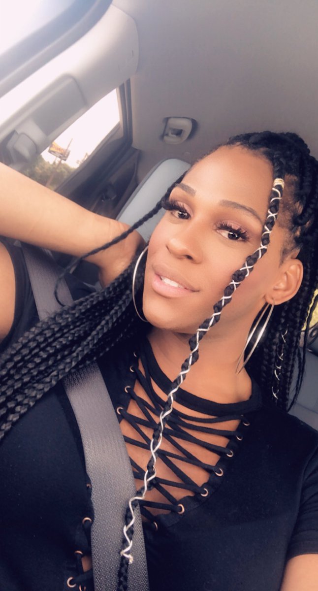 Justinetweets92's tweet photo. #TransIsBeautiful #TransRightsAreHumanRights #sexy #beautifullady #doitlikeitsyourbday               #hourglass #Dimples #LABaddie https://t.co/bd4l0usDI9