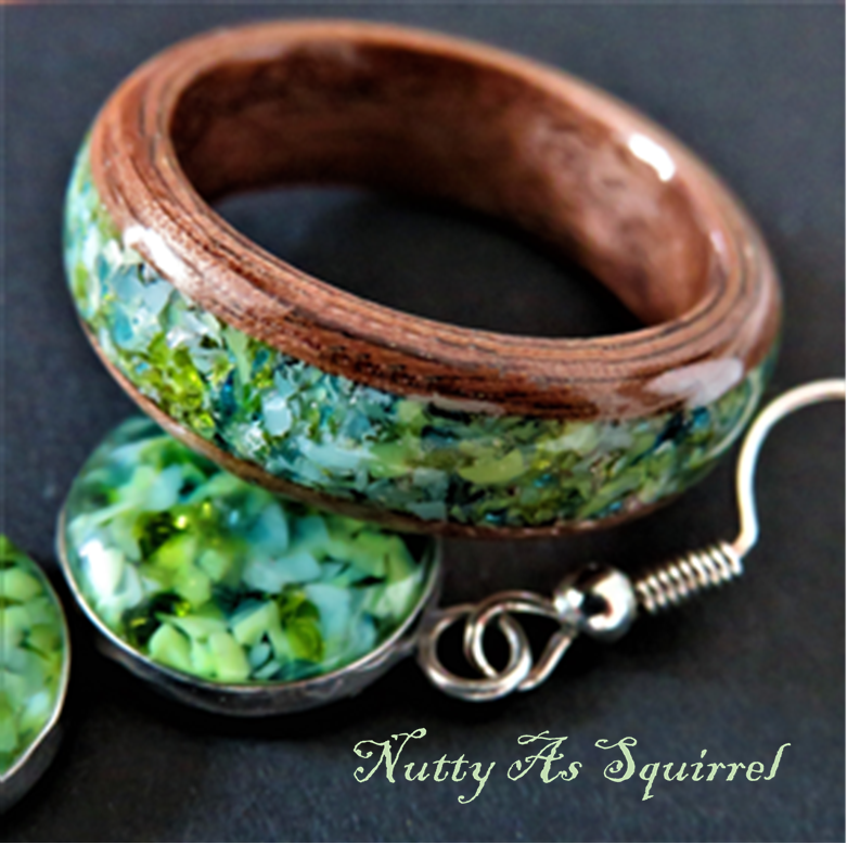 as_nutty's tweet photo. Custom orders now accepted
Bentwood ring with glass inlay

£10.00 of every bentwood ring sale will be donated to @veteransgrowth via @workforgooduk
Choose your own wood/glass combination on our website https://t.co/GgaAsNZewZ

#bentwoodrings #bespokejewellery #ukjeweller #bespoke https://t.co/3EI6Hxa85c