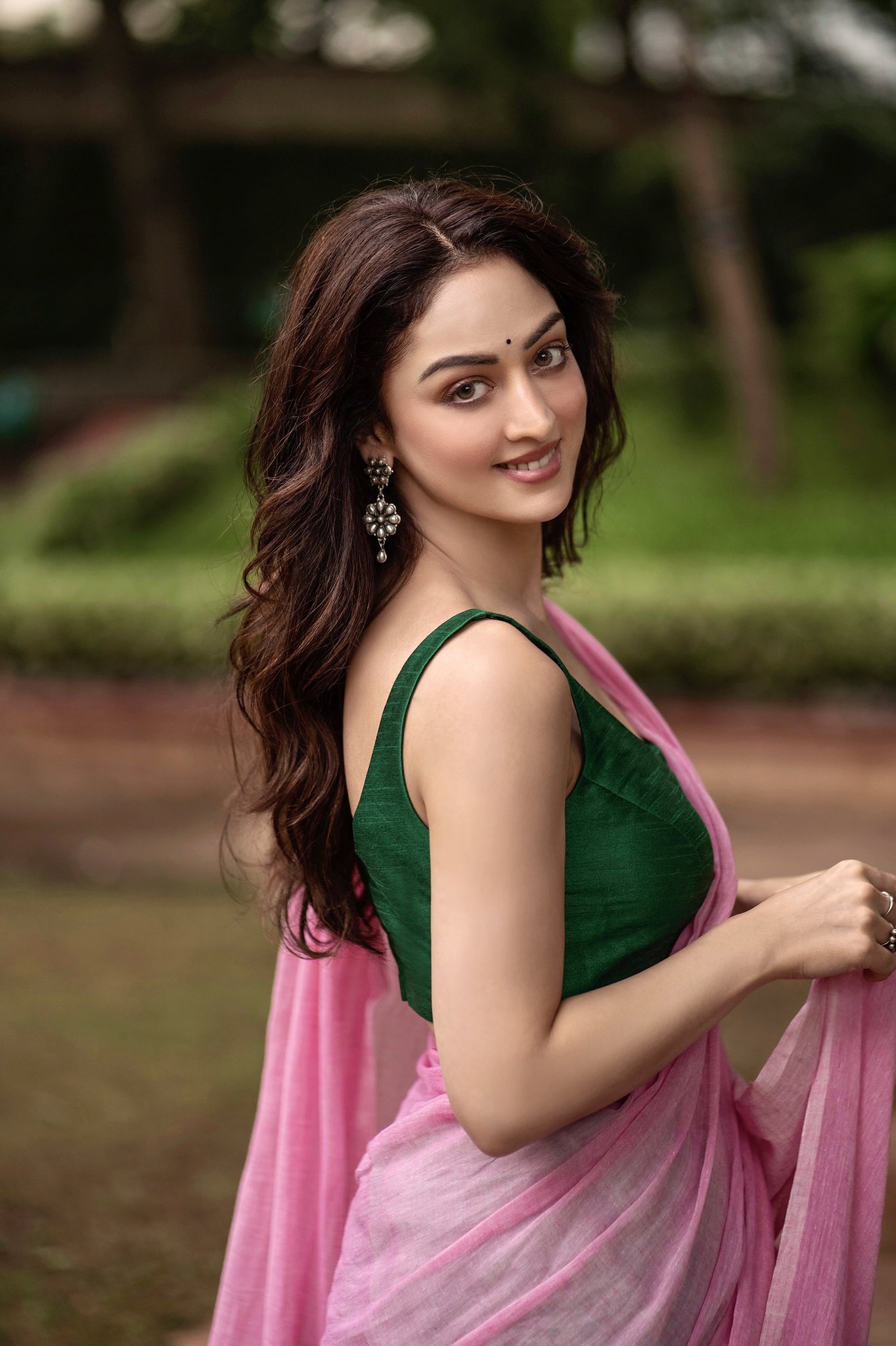 Sandeepa Dhar on Twitter: Sandeepa Dhar on Twitter: