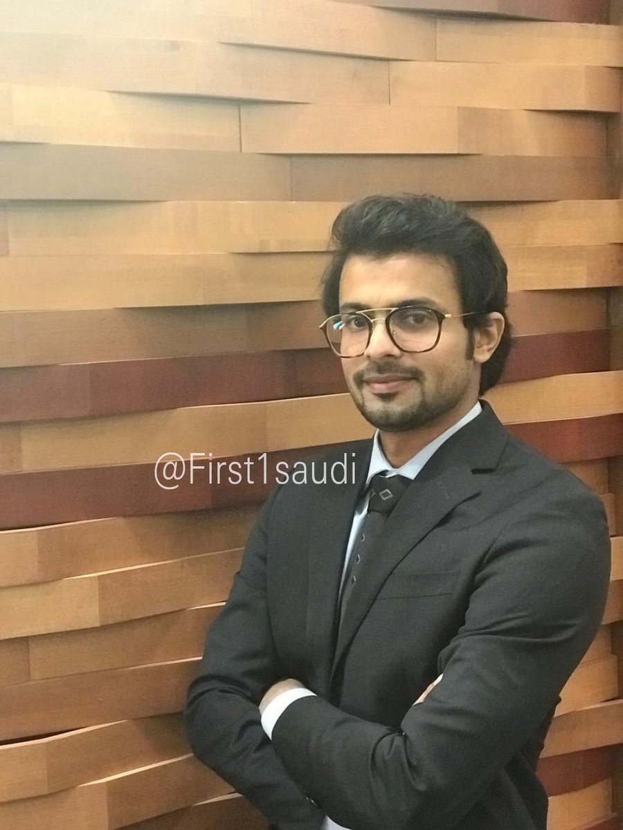 First1Saudi's tweet photo. تمكن د.محمد مهري 🇸🇦
من كلية طب الأسنان بجامعة جازان
والفريق البحثي الدولي بعد فحص أكثر من ٦٠٠ ألف ورقة علمية باستخدام الذكاء الاصطناعي من الوصول لنتائج شاملة لتأثيرات الأدوية على الأجهزة الطبية المدمجة عظميا وتم نشر ذلك بمجلة علمية مصنفة Q1 و بمعامل تأثير 7.2 https://t.co/EpVdhH1kgR