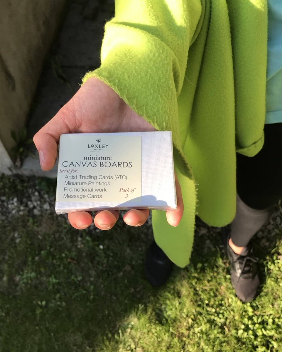 To celebrate Wednesday's launch of Luca's online art supply store, we are giving away an original oil vignette of Chiara and a pack of mini canvases. To receive one, simply message us with the word 'blanket'