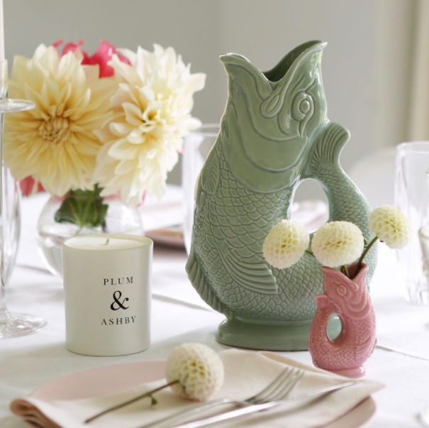 A  perfectly posed #TOGJ family 🐟

📷: @rhubarbandhare