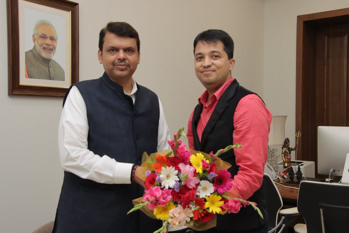 DevangVDave's tweet photo. On assuming my new role into Election Management for @BJP4Maharashtra & occasion of my Birthday took blessings from our Leader Mentor @Dev_Fadnavis ji.
Thanked him for giving me an opportunity to serve for Maharashtra and took guidance on election preparedness in the state https://t.co/sxbj4MhtwG