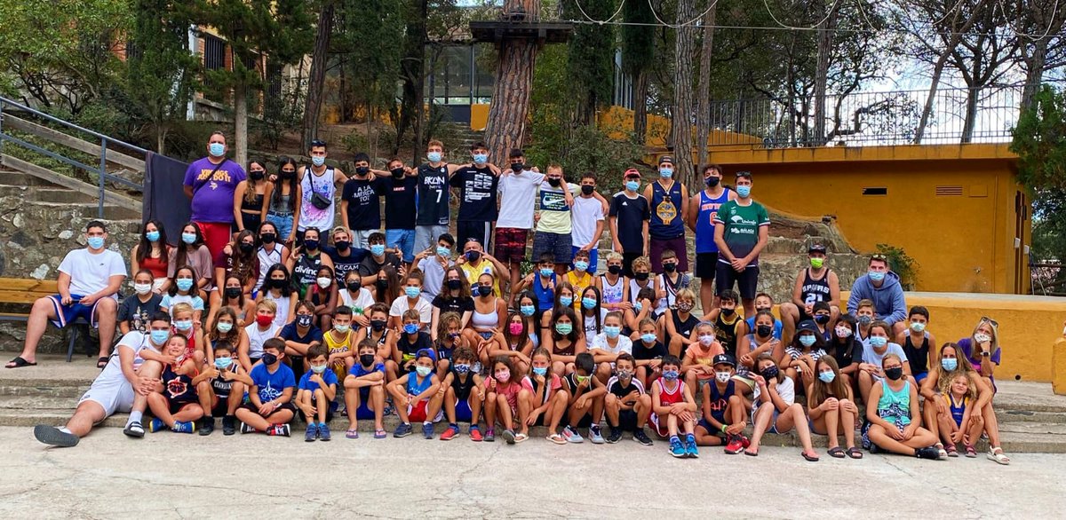 Com a nova Junta ens ha fet molta il·lusió iniciar una nova temporada amb l'stage i la confiança de les famílies un any més.

Sobretot donar les gràcies als entrenadors i coordinadors per fer-ho possible. Gràcies a tots!!

#pretemporada #arranquemmotors #stage2021 #yesaecam