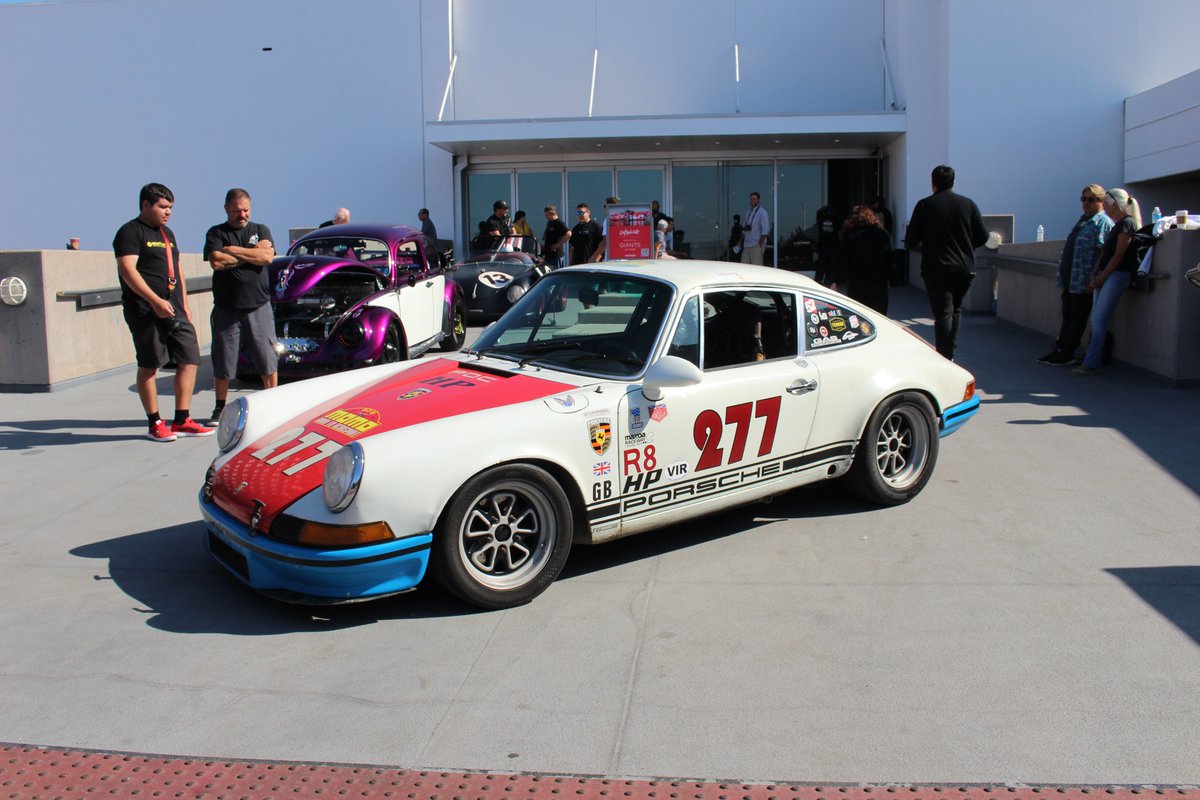 bmayfield211's tweet photo. Magnus Walker 277 #porsche911 #magnus walker #peterson #carshow https://t.co/SC9NsBSccN
