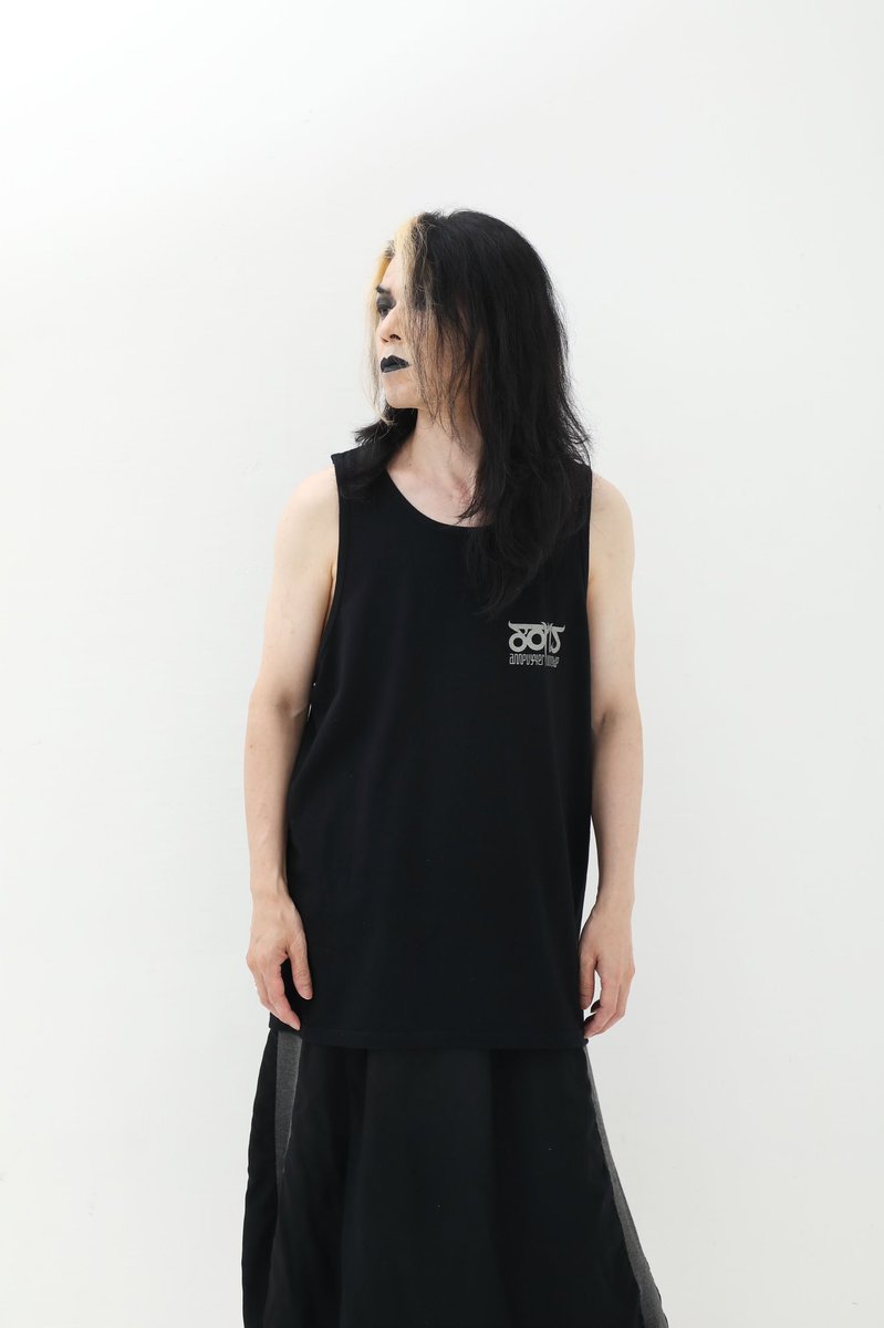 Borisheavyrocks's tweet photo. Boris新作マーチャンダイズ
明日のお昼12時より通販開始です。

Boris New Arrivals! 
These items are going on sale tomorrow, the 31st, at 12 noon (Japan time).

New T-shirts
Tote bag
Cushion 
Limited color vinyls

https://t.co/9nlTzznPFR https://t.co/NBqg4idgSP