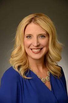 Congrats to ESP Cohort 6 Scholar and all around #meded ⭐️ Dr. Jennifer O'Toole on being awarded the <a href="/AAMCtoday/">AAMC</a> Women in Medicine and Science Leadership Award for her work on gender equity.  This is BIG! <a href="/BusymomJen/">Jennifer O'Toole, MD, MEd</a>, your ESP family celebrates you! #BeAScholarESP