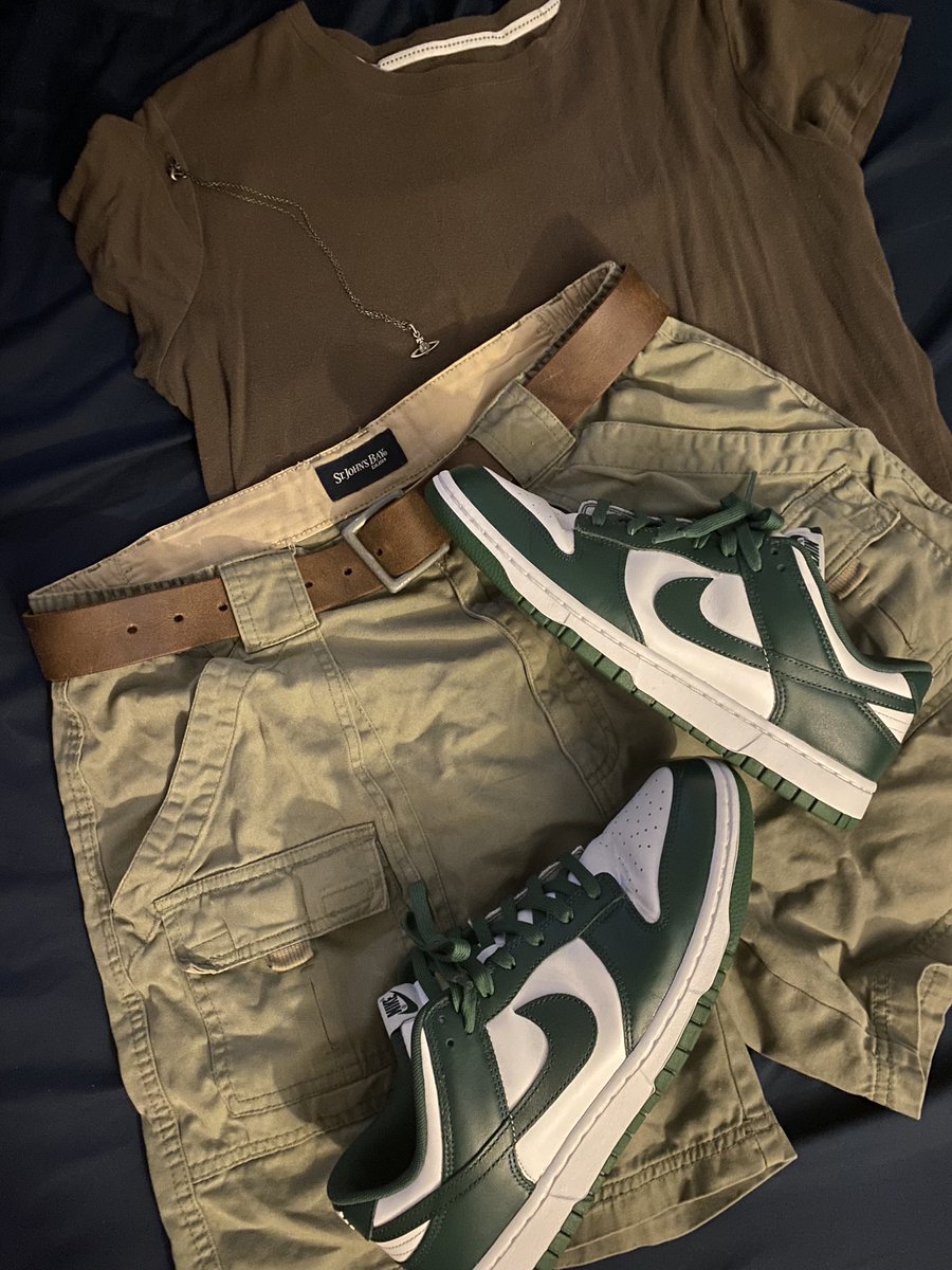 jared_dywan's tweet photo. #firstdayfit https://t.co/wmriZwA3cy