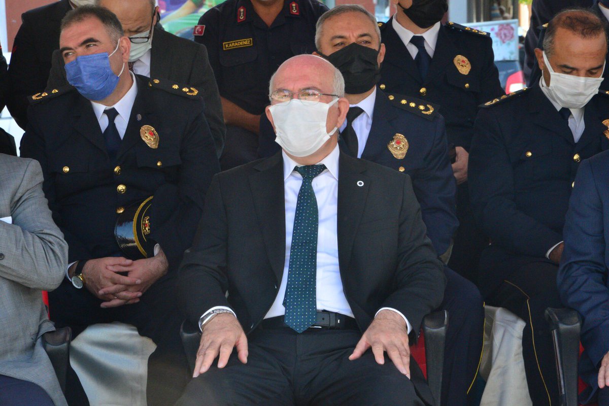 Rektörümüz Prof. Dr. <a href="/_ekremsavas/">Prof. Dr. Ekrem SAVAŞ</a> #30AğustosZaferBayramı’nın 99. yıl dönümü dolayısıyla düzenlenen ve il protokolünün katıldığı Zafer Bayramı kutlama programına katıldı.