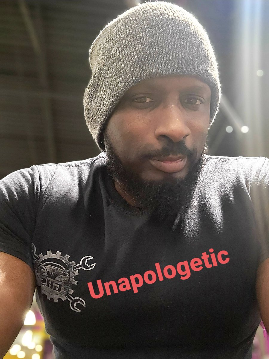LocketNMediaNet's tweet photo. Work out almost done π―.
.
.
.
#Unapologetic #Neckdownsexy #jlshow https://t.co/iPfo4ekk2X
