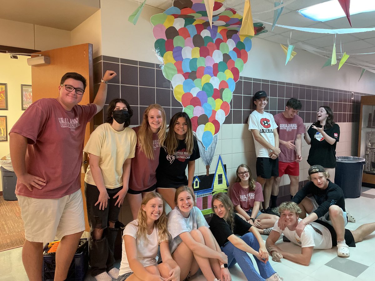 “Come Fly With Me” in the choir hallway. HOCO ‘21 #chpantherpride ⁦<a href="/GCISD/">Grapevine-Colleyville ISD</a>⁩ ⁦⁦<a href="/CHpantherchoir/">CHHS Panther Choir</a>⁩