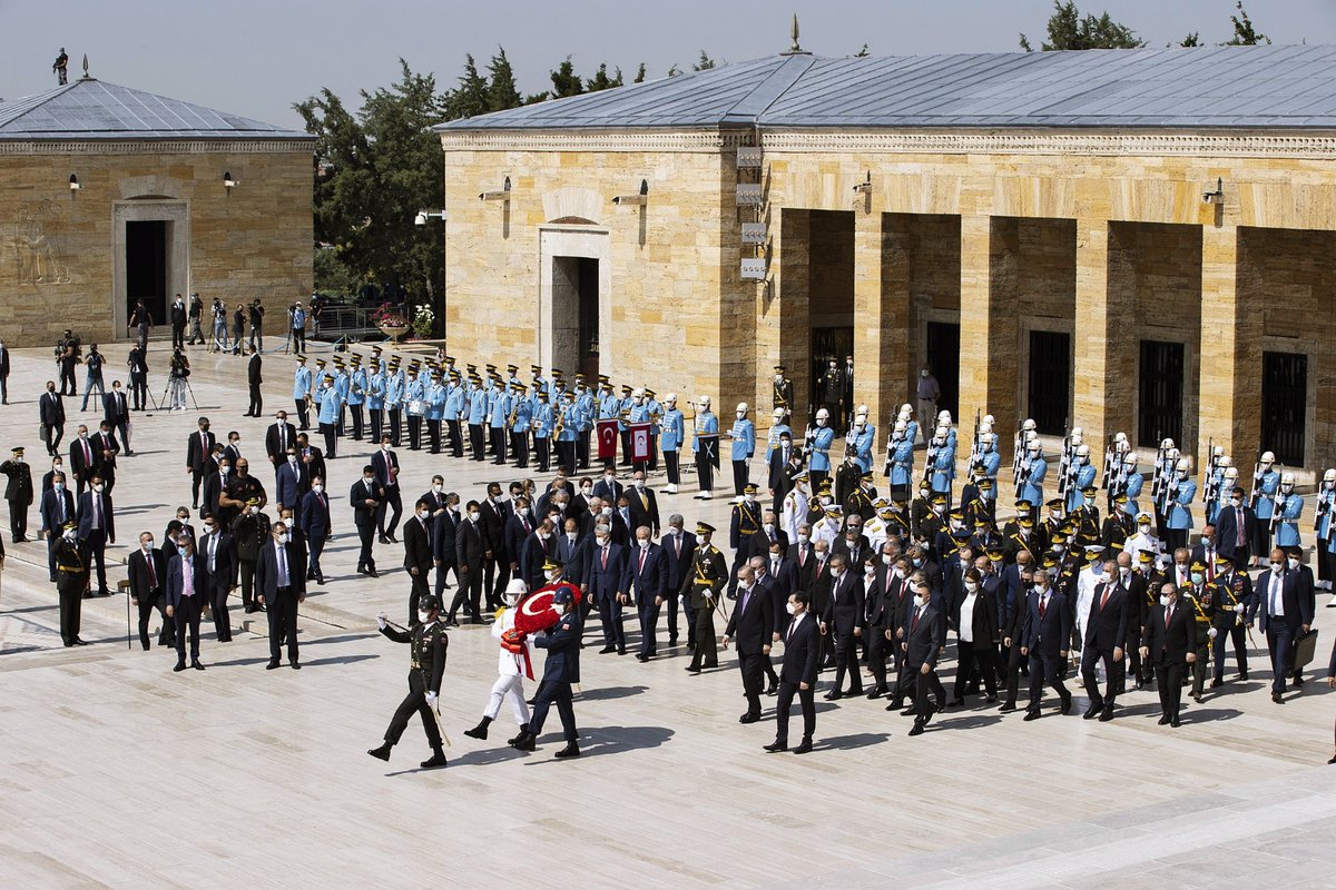 Ata'mızın huzuruna çıktık.