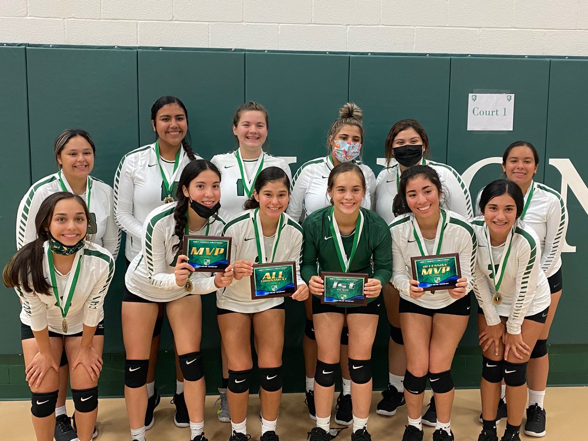 lyfordcisd's tweet photo. Congratulations to the #LyfordLadyBulldogs who are the JDA Annual Lady Lion Volleyball Classic tournament Champions! #GREATthingshappenhere 💚💛🐾 https://t.co/geirmeUS7Z