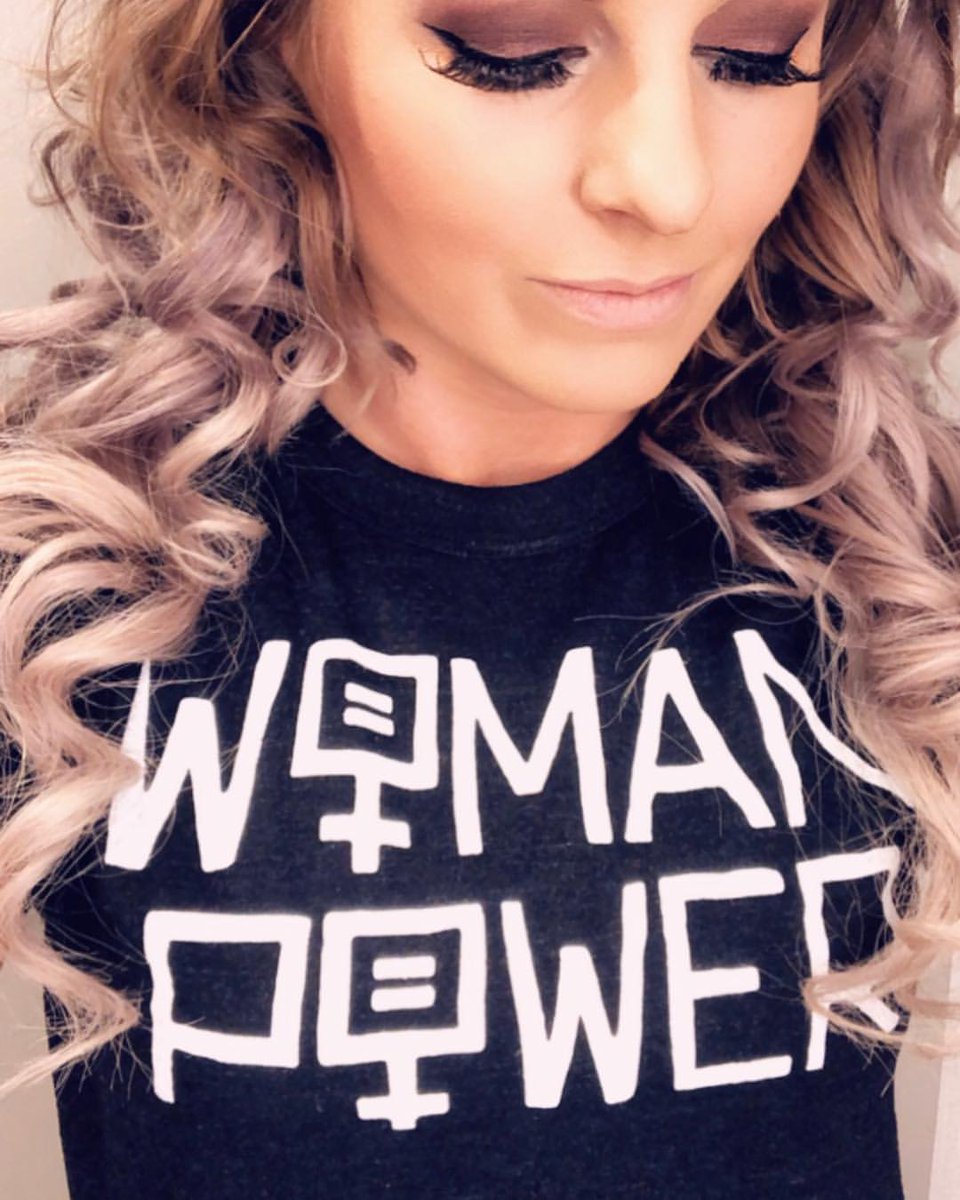 Poisonpixiex tweet picture