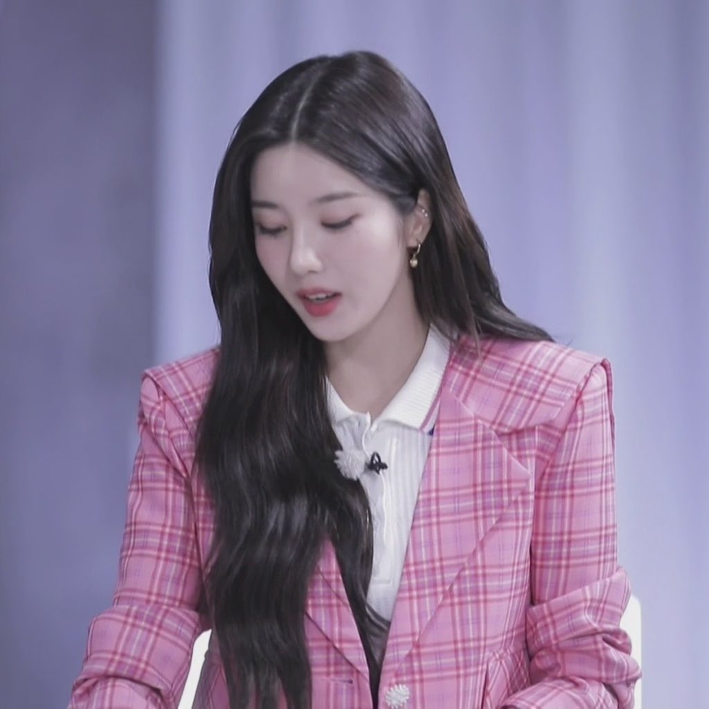 kwoneb_capture's tweet photo. 헤메코 레전드 https://t.co/0kiBWGkYAr