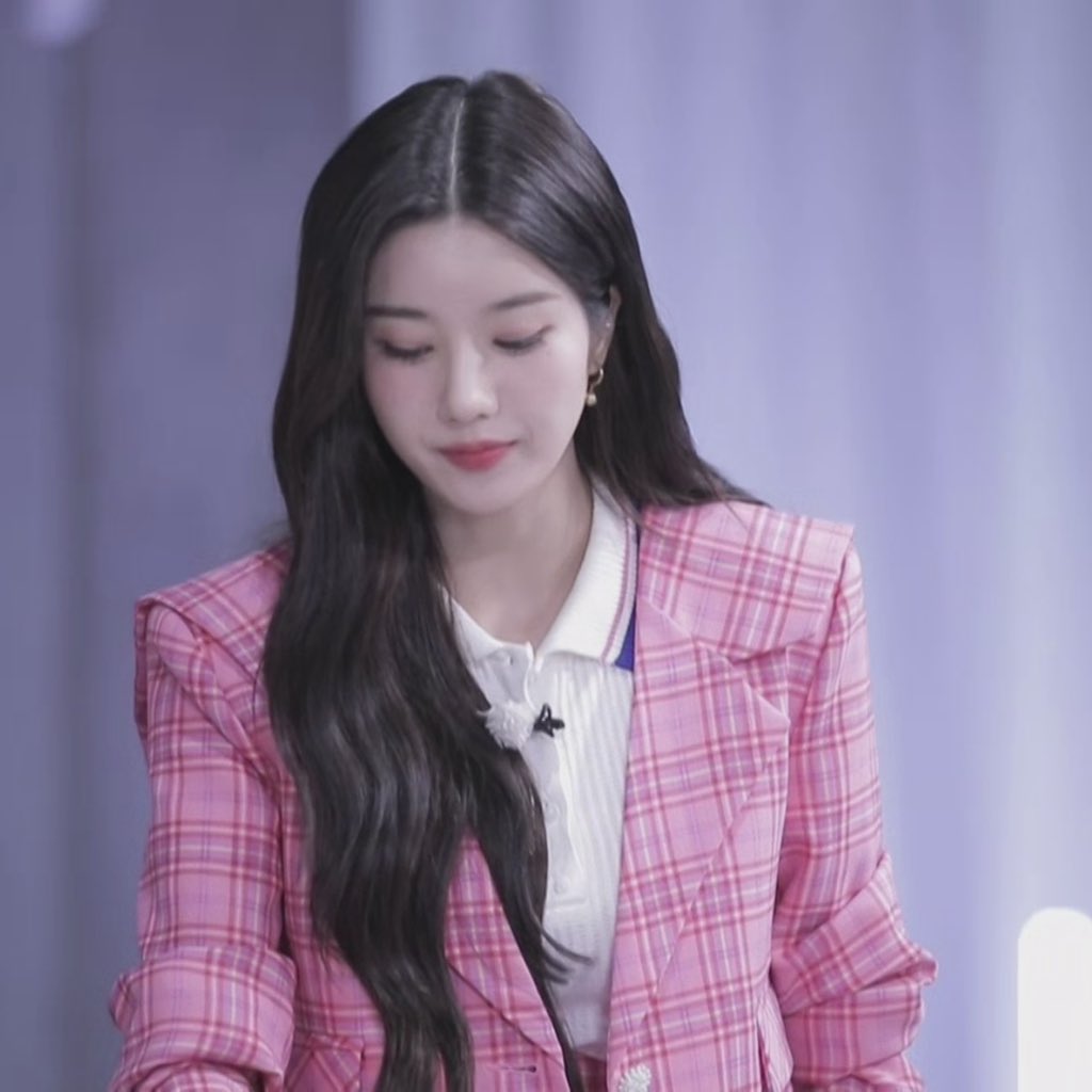 kwoneb_capture's tweet photo. 헤메코 레전드 https://t.co/0kiBWGkYAr