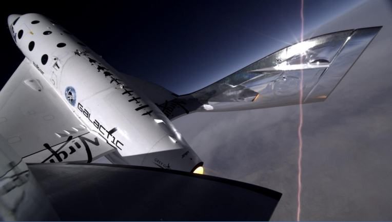 GiorgioDibbe's tweet photo. Giovedì saranno resi noti i nomi dei tre italiani, due membri dell' #AeronauticaMilitare ed un ricercatore del #CNR, che a fine settembre effettueranno con Virgin Galactic un volo suborbitale a bordo dello #Spaceship2, per effettuare esperimenti scientifici in condizioni di ZeroG https://t.co/CpaE4wT5mW
