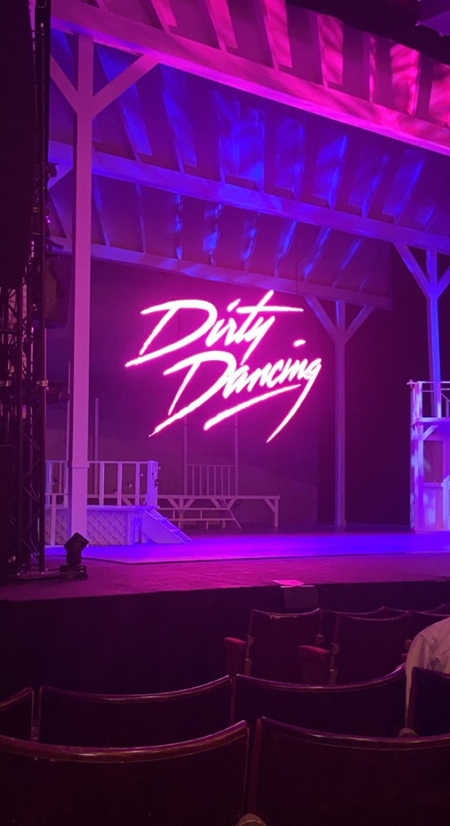 LisaEverittX's tweet photo. Had a fabulous night on Saturday watching @DDOnStage at @WGBpl we danced we sang we had the time of our lives 🥰💃 https://t.co/7LZJtjDksD