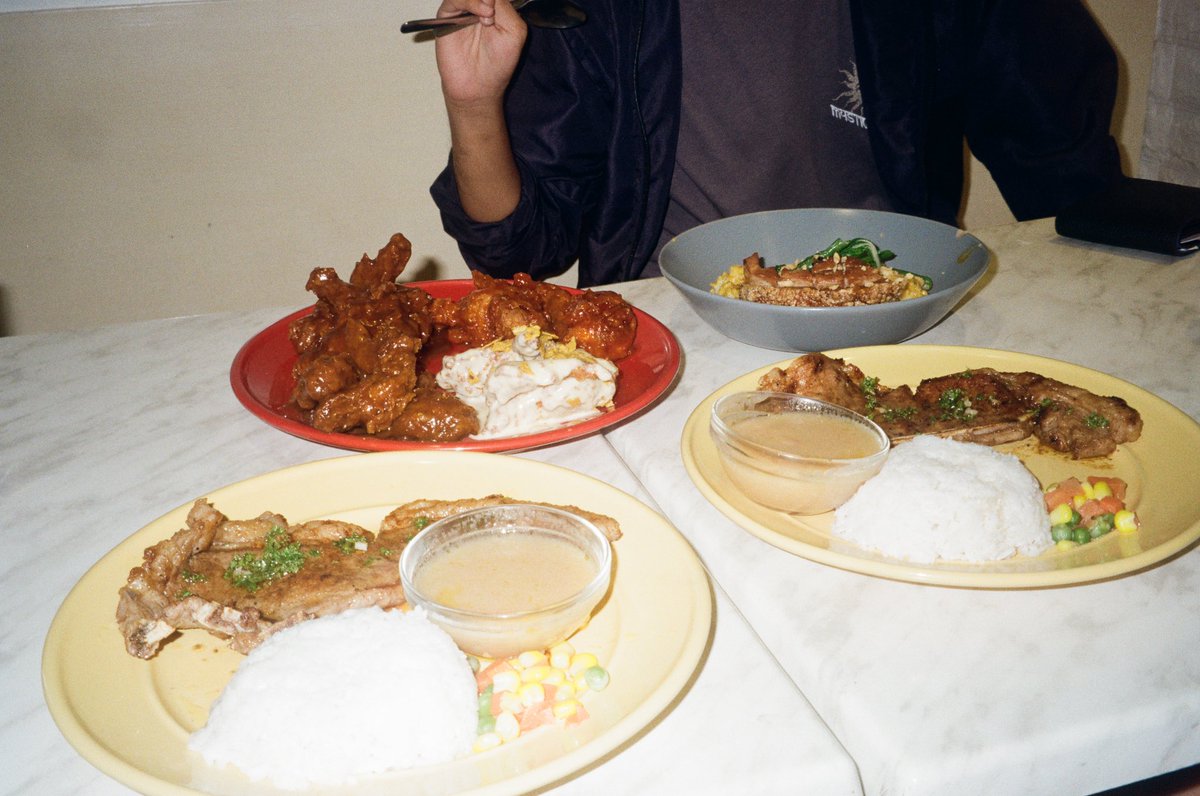 steffi nicole tweet media