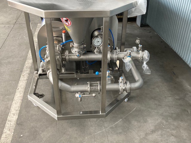 pharmtrade's tweet photo. FRISTAM Powder Mixer™️ is being prepared for shipment to a valued Austrian customer.

Solid/Liquid. Liquid/Liquid. Quick/Faster!

📸©️ FRISTAM

#fristam #hamburg #powdermixer #shearpump #doublescrewpump #doublescrewpumps #dissolving #homogenising #techthatmatters #designthatrocks https://t.co/SIoVuikcAl