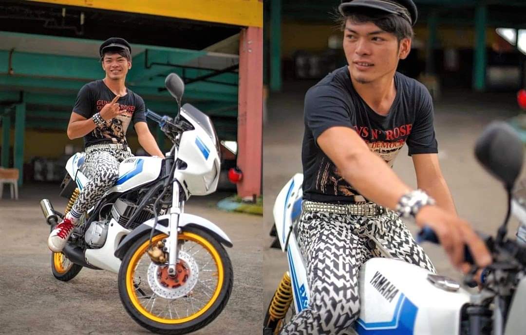 BikersRanger's tweet photo. Rock kapak dan Motorsport dulu dulu antara fenomena yang meluas di seantero Malaya ! Dua benda ni jangan keluar trend baru, auto di follo !
credit rxz5speed
#thebikersranger #bikersranger #TBRraretrok #SangapThrottle #yamaha #rxz #rxz135 #ycls #caferacer #bobber https://t.co/it8WD4Mq5K