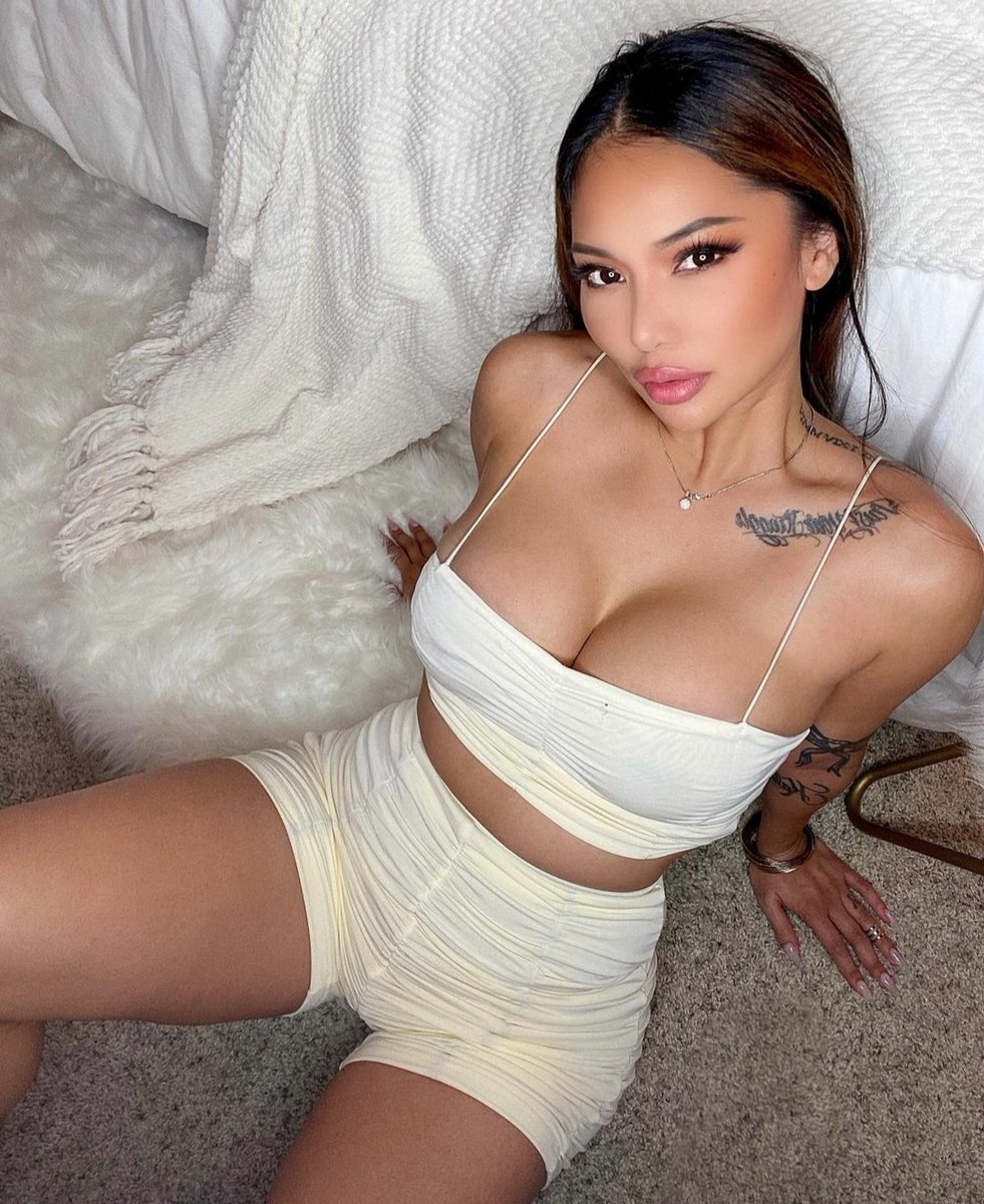 MassageMudd's tweet photo. Friends, my friend and I just came to Riyadh today, can you be my partner? 
what"p"+966 56 866 7933
#massage_in_riyadh
#massage_in_riyadh
#riyadh_massage
#massagefullbodymassage
#massage_in_riyadh https://t.co/QFe5KDu2k5