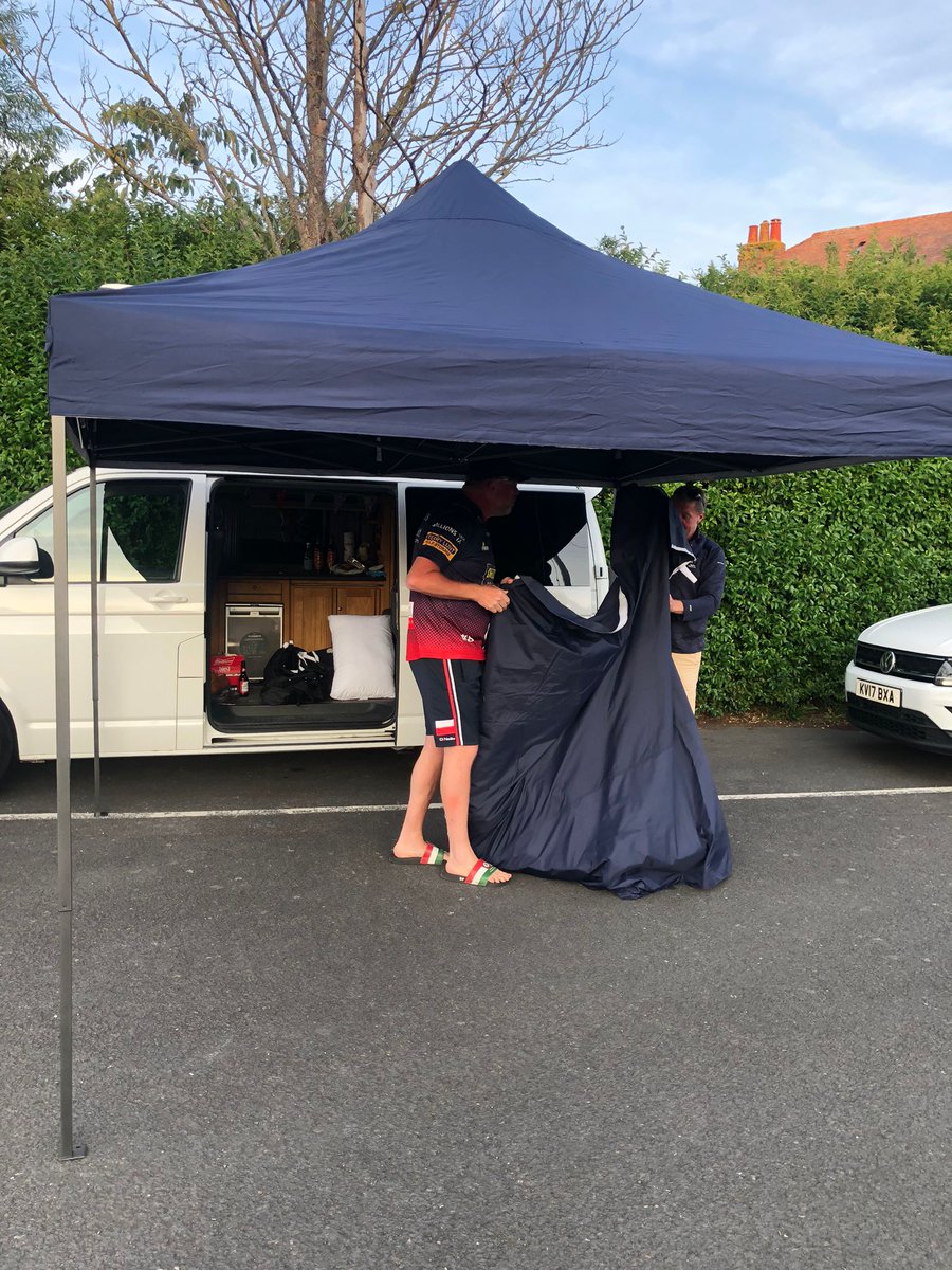 SeanFletch13's tweet image. Rugby is back at @WaterlooRugby even better when you can catch up with rugby mates from around the country,  hats off to @rhysmorgan999 and his quality @IlkleyRugby team. @MattRobo15
Providing the accommodation for the🥃drinkers 😘 #mates