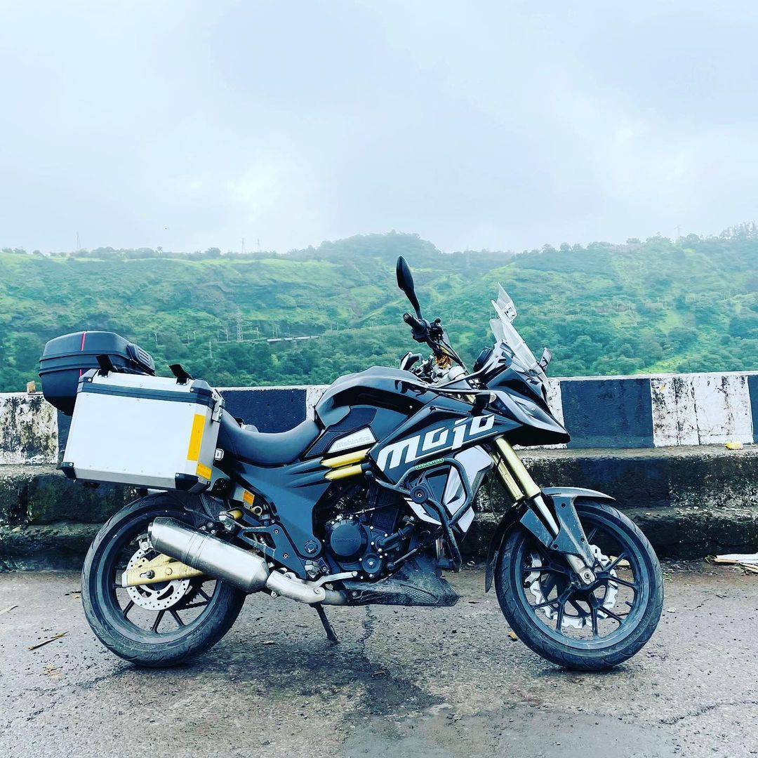 Customers views - What an exceptional tourer it has become… #AjayChaturvedi #PUNE 🏍 @anandmahindra @AutologueDesign @pakwakankar @MahindraRise @MahindraMojo_