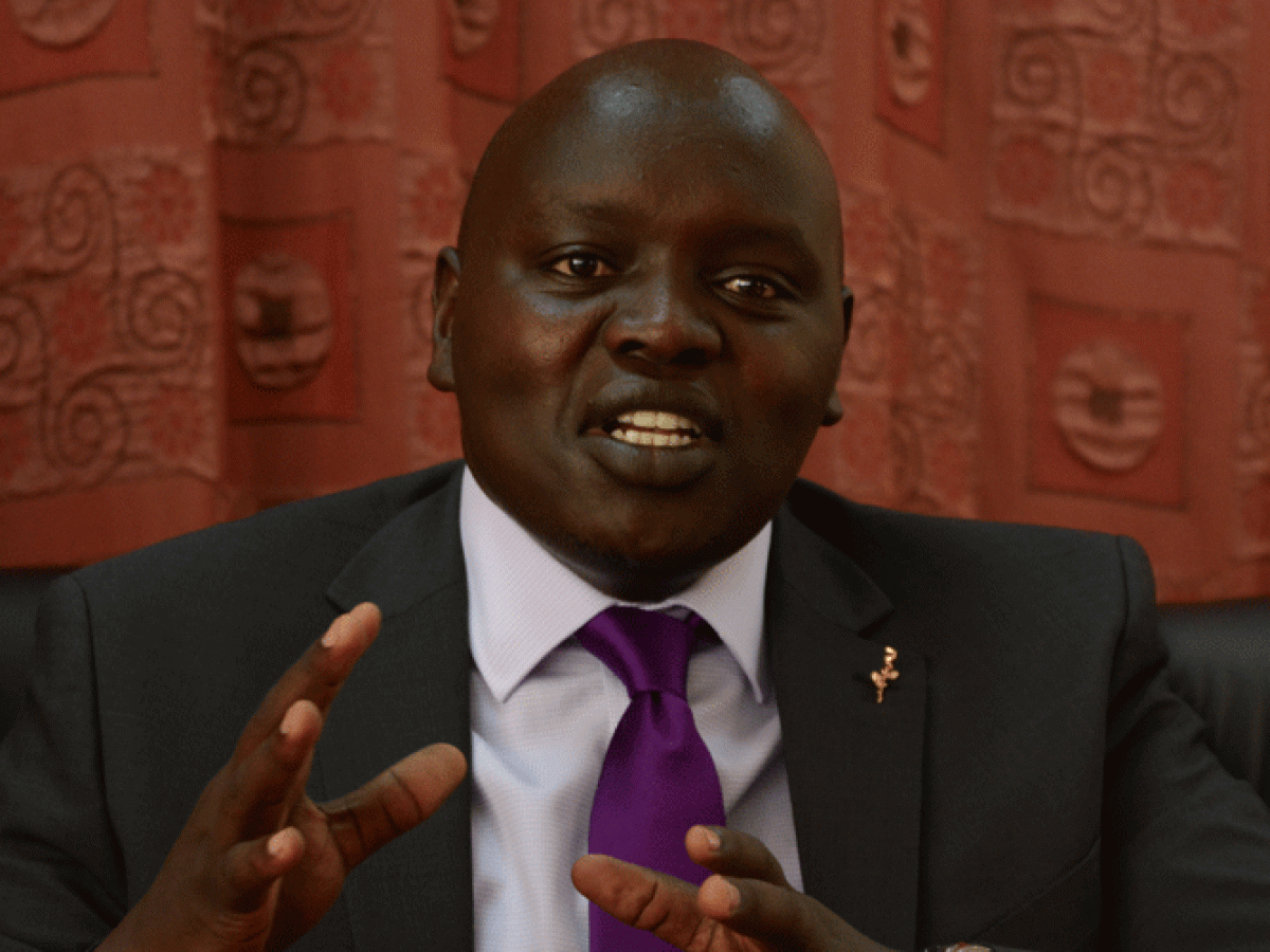 Seneta wa kaunti ya Nandi Samson Cherargei sasa amelitaka bunge la kitaifa limuhoji waziri wa usalama wa ndani dkt Fred Matiangi na maafisa wengine wakuu wa idara ya polisi kuhusu kuondolewa kwa maafisa wa GSU nyumbani kwake naibu wa rais William Ruto.