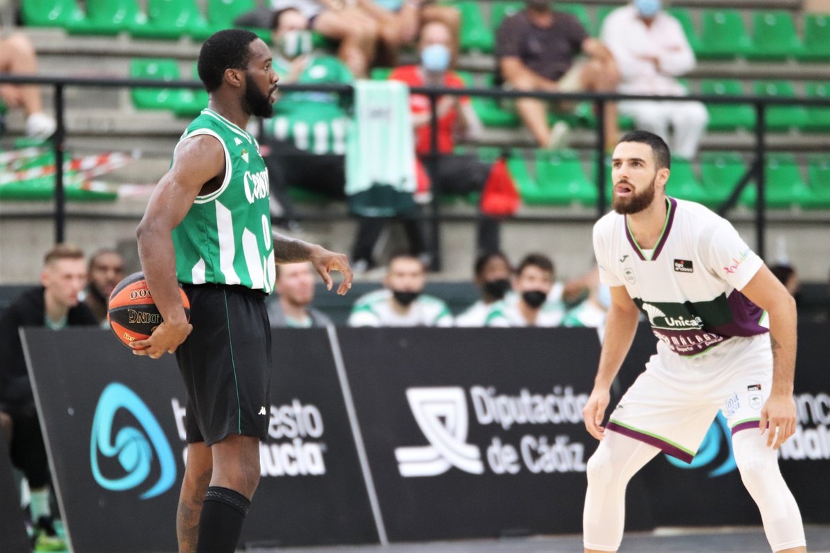 ¡Dos regresos a las canchas que nos hacen muy felices! 😃🏀🔙

<a href="/pepepozas4/">Pepe Pozas</a> 
<a href="/deencarrington/">Deen Carrington</a> 

#CoosurBetis #LigaEndesa