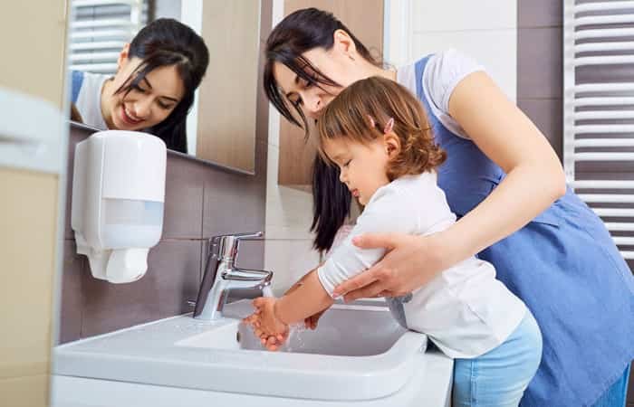 _Fiesta10's tweet photo. Comentario en 10 Hábitos de higiene personal imprescindibles para nuestros hijos por KATALINA FEIJOO https://t.co/WbhT0SQ719 https://t.co/A24IXJdmkt