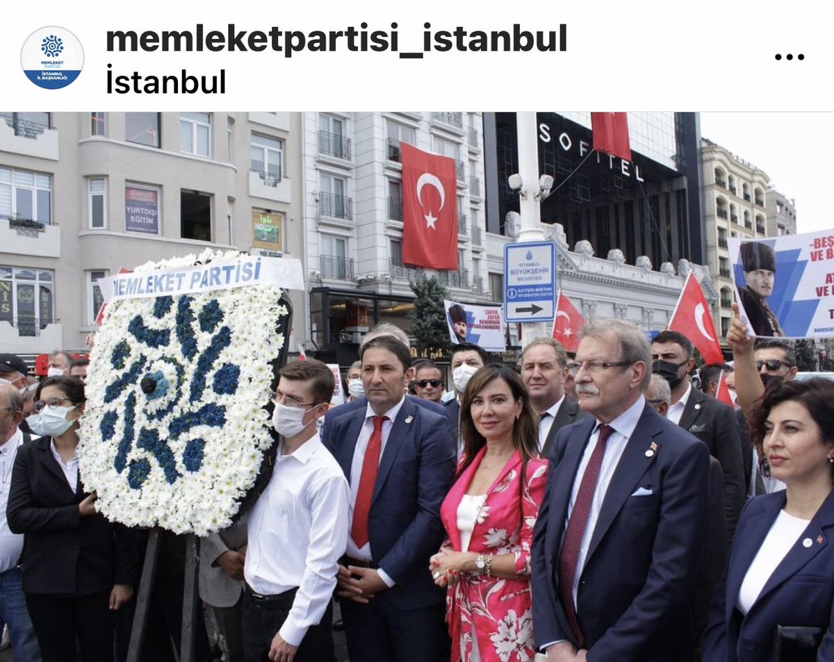 mpbakirkoy's tweet photo. Memleket Partisi Bakırköy İlçe Başkanlığı olarak @memleketistnbul İstanbul İl Başkanlığı’mızla birlikte Taksim Meydanı’nda  30 Ağustos Zafer Bayramı çelenk törenine katıldık  #30 Ağustos #zaferbayramı https://t.co/FS3vECUrLo