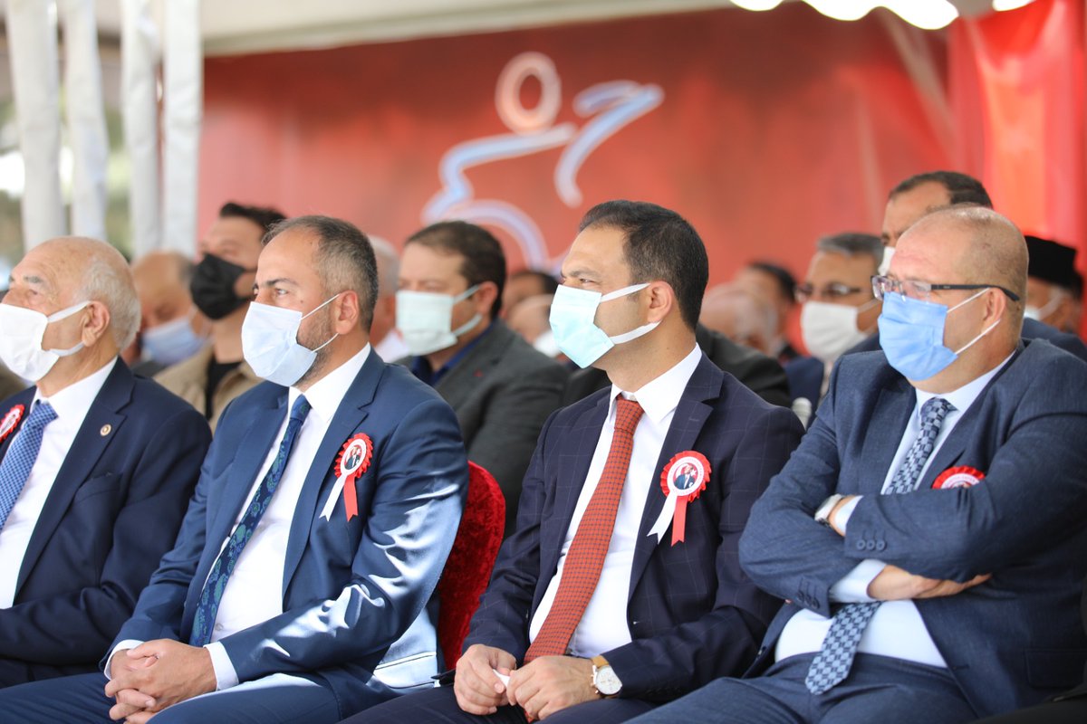 ipekyolukymkmlg's tweet photo. Kaymakamımız Sayın Sinan Aslan 30 Ağustos Zafer Bayramı törenine katıldı. Atatürk anıtına çelenk bırakılması ile başlayan tören, saygı duruşu, İstiklal Marşı'mızın okunması ve folklor gösterisi ile devam etti.
#30AgustosZaferBayramimiz https://t.co/2m5bLvfr8u